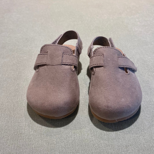 6 (22) | Sandales H&M