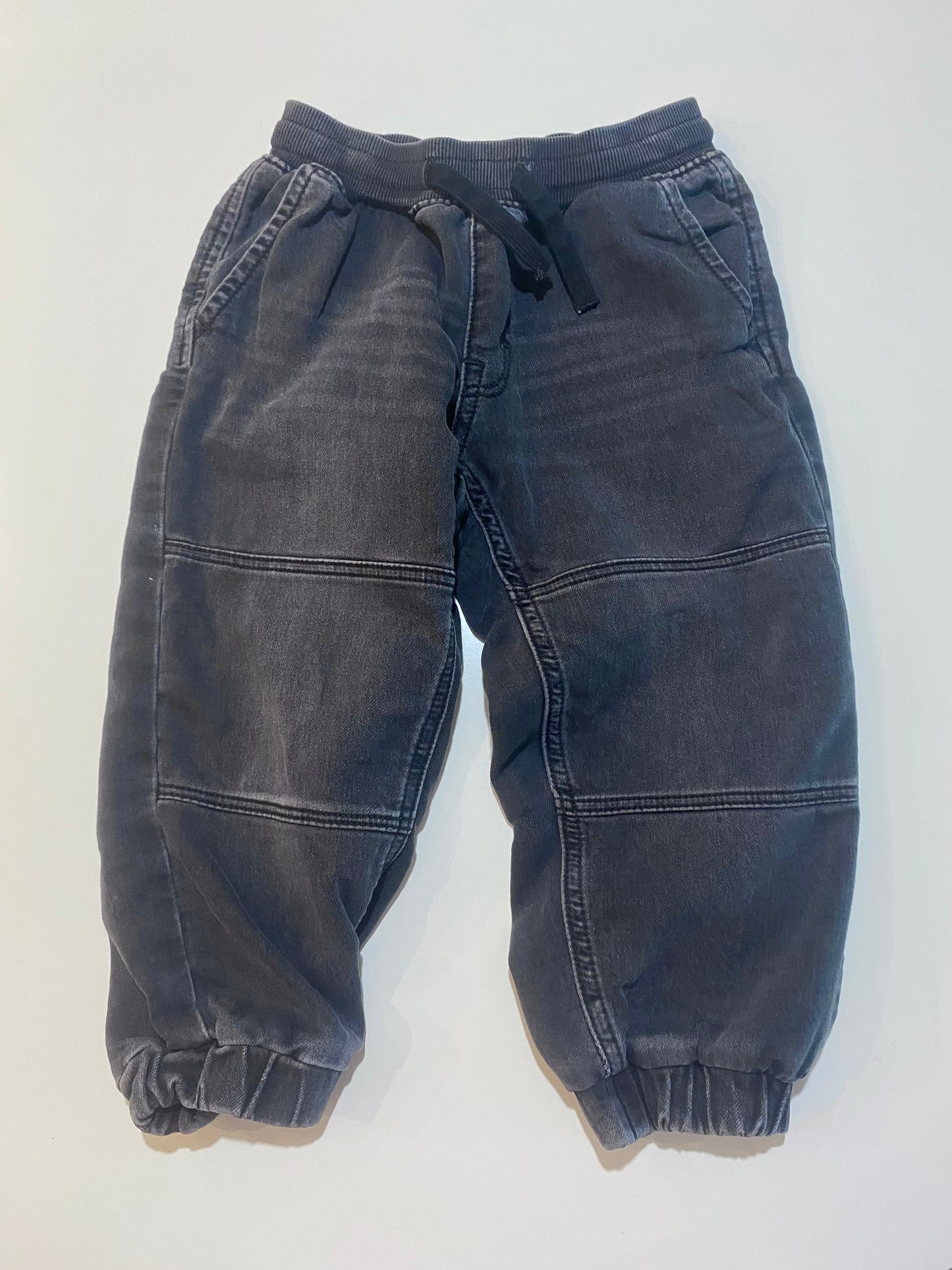 3 ans | Pantalon H&M (Fait Grand)