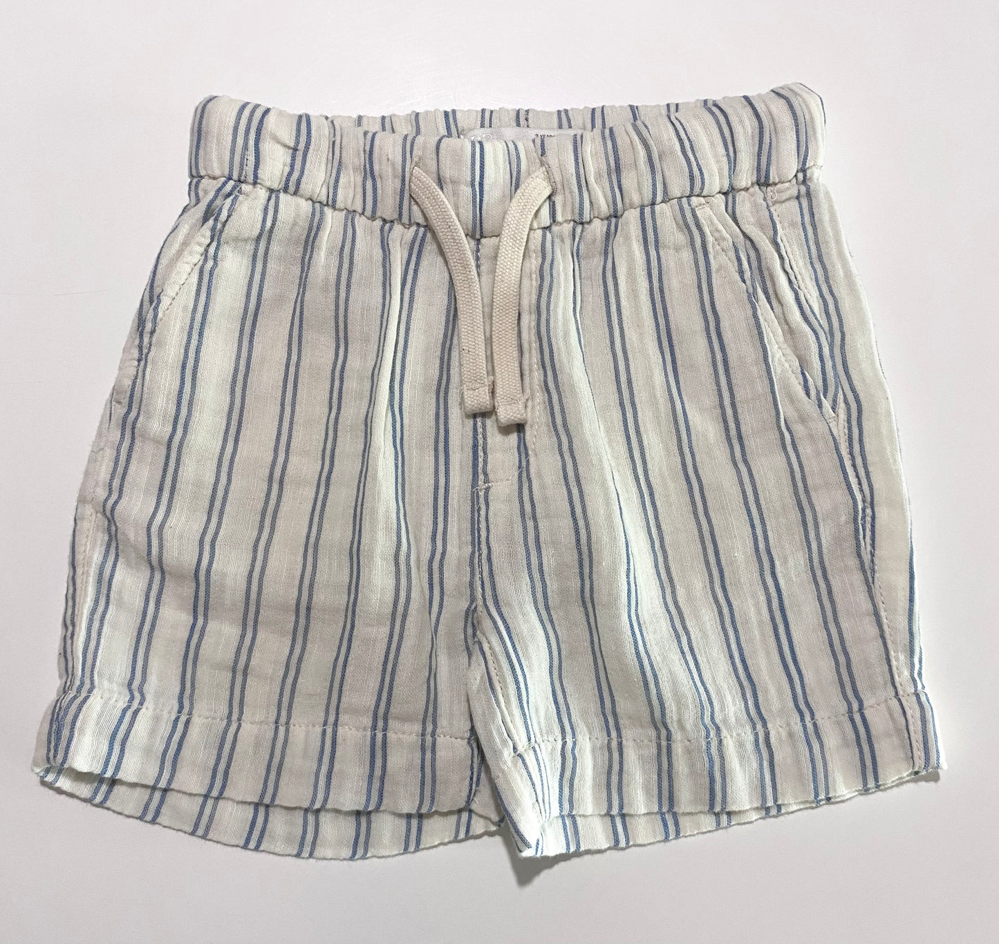 2 ans | Short Zara