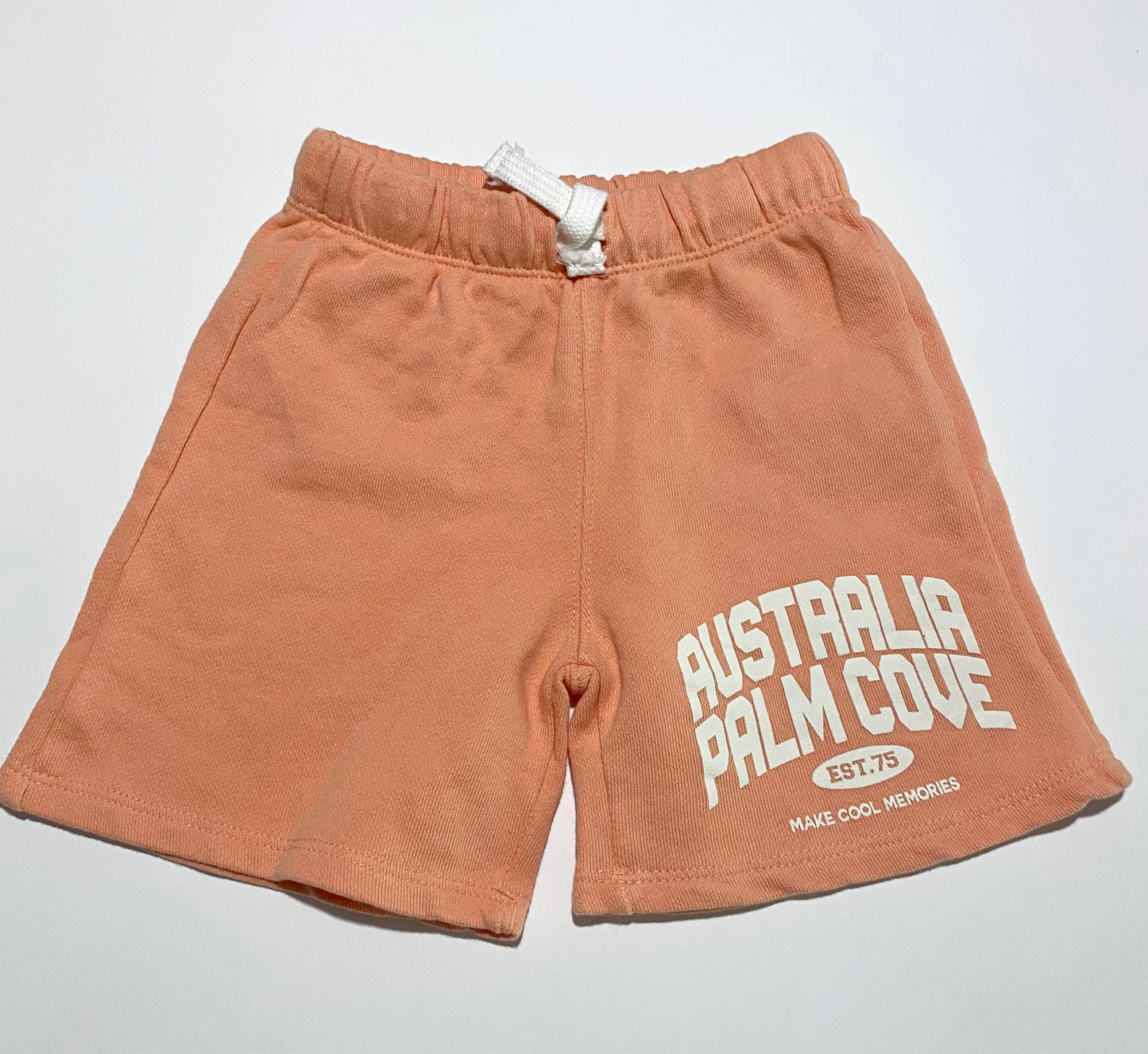 4 ans | Short Zara