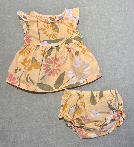 3-6 mois | Robe et bloomers Carter’s