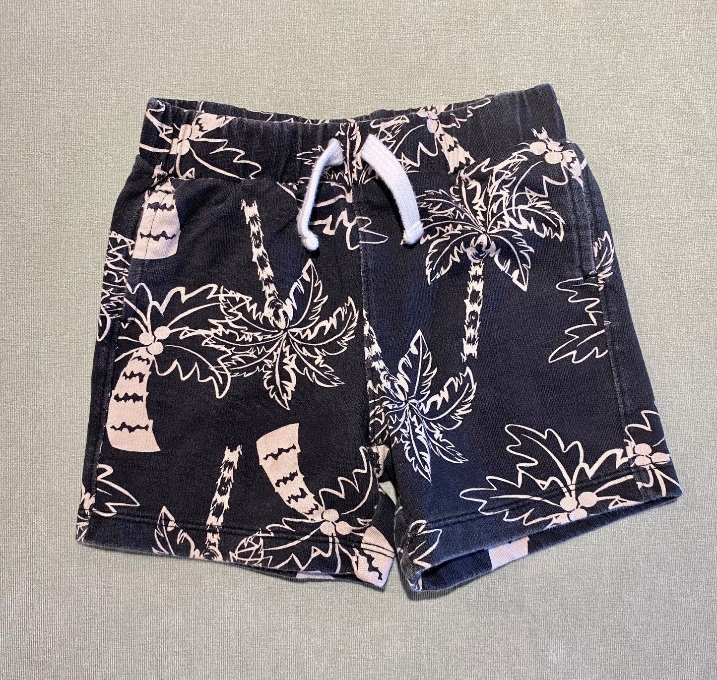 18-24 mois | Short Carter’s