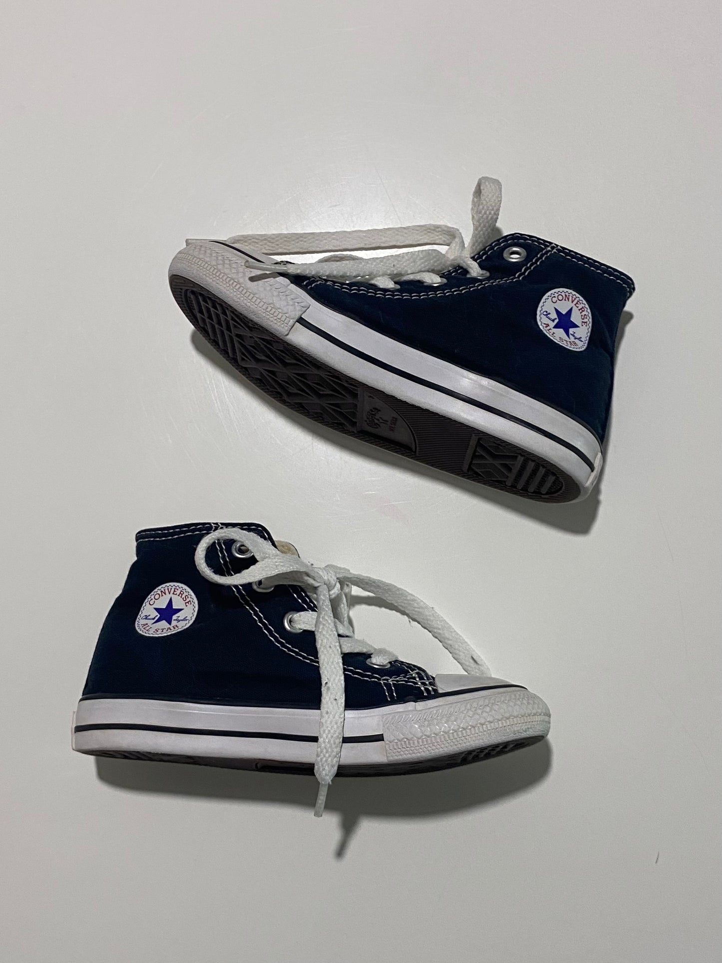 24 (8) | Chaussures Converse