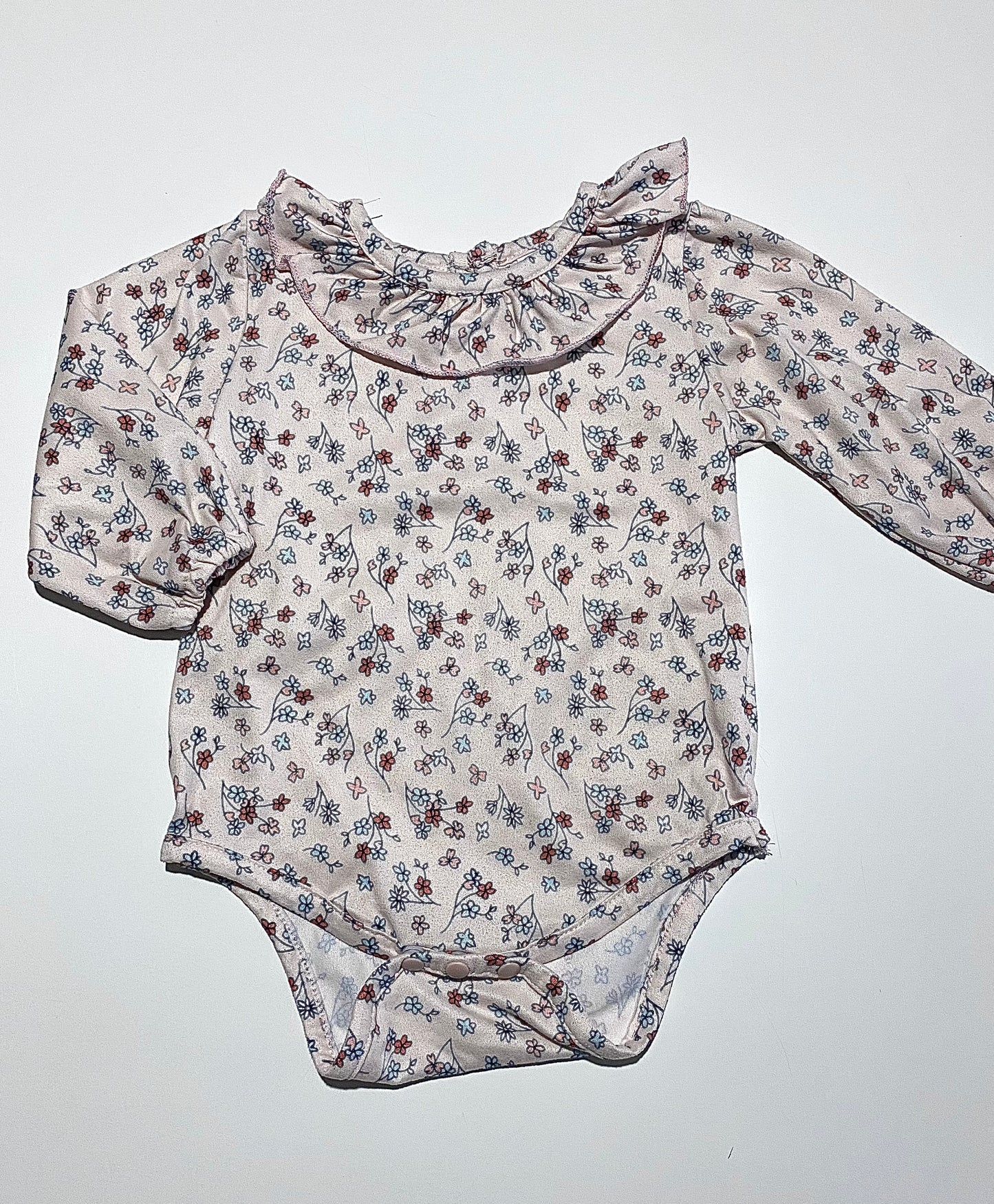 0-3 mois | Cache-couche fleuri