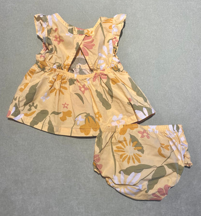 3-6 mois | Robe et bloomers Carter’s